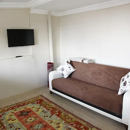 Alojamento de Acomodação e Pequeno-almoço Marbella Istambul